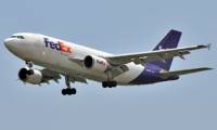 FedEx, morose sur l'horizon conomique, baisse en Bourse