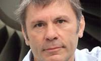 Bruce Dickinson d'Iron Maiden ouvre un centre MRO prs de Cardiff