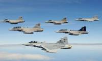 Photo : Six Gripen de six pays volent en formation