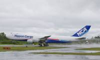 Photo : Nippon Cargo Airlines reoit son 1er Boeing 747-8F