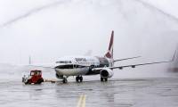 Qantas accueille son 4me appareil de la srie de livres  Flying  Art 