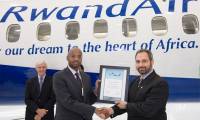 RwandAir reçoit son 1er Q400 de Bombardier