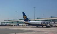Ryanair maintient ses prvisions malgr une baisse de son bnfice de 8% au 3e trimestre