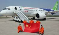 La COMAC fait voler son C919, premire tentative chinoise de rupture du duopole Airbus-Boeing
