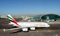 Emirates amliore ses rsultats au premier semestre et prpare une commande d'A380