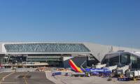 New York inaugure le nouveau terminal de La Guardia, en plein marasme de l'arien