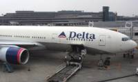 Delta promet un milliard de dollars  Japan Airlines