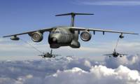 Farnborough 2010 : Larme de lair brsilienne dfinit ses besoins pour le KC-390 dEmbraer