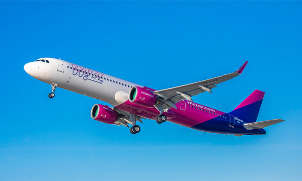 Wizz Air acquiert quinze paires de créneaux et base quatre avions à London Gatwick