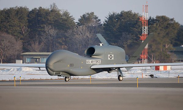 Le premier drone RQ-4B de la JASDF est arrivé au Japon