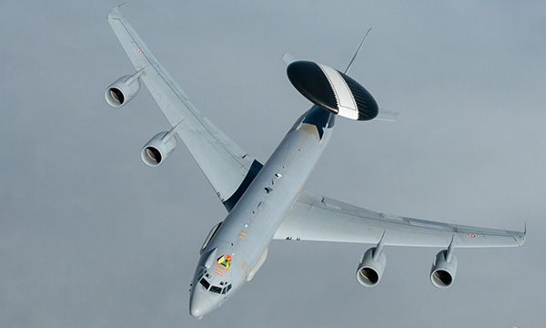 Les AWACS de l'armée de l'Air utiliseront la liaison 16 nouvelle génération dans les prochaines semaines