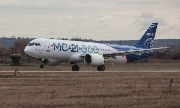 Un deuxième MC-21 vole avec des moteurs russes