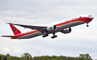 TAAG Angola reoit son 1er Boeing 777-300ER