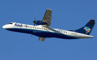 Le Bourget 2011 - Azul commande dix nouveaux ATR 72-600