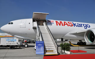 Duba 2011 : MASkargo reoit son 2me A330F