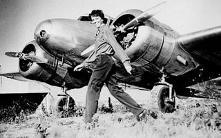 Amelia Earhart : 75 ans aprs sa disparition, le mystre plane toujours