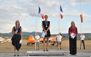 Deux pilotes d'Air France rcompenses aux championnats europens de voltige