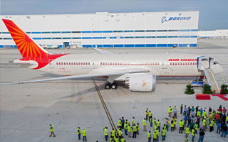 Photo : Boeing livre le 1er 787 produit  Charleston