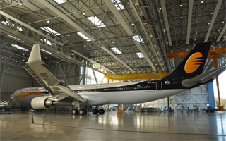 Photos : Jet Airways reoit son 1er Airbus A330-300
