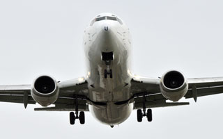1990-2011 : les missions de CO2 des avions civils en chute de 29% (DGAC)