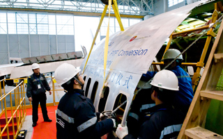 Photo : Premire dcoupe pour Boeing Shanghai Aviation Services
