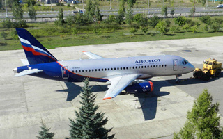 Aeroflot suspend les oprations de 40% de ses Superjet 100
