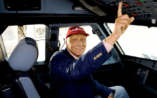 Niki Lauda en piste pour la direction dAlitalia