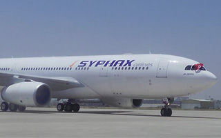 Syphax Airlines reoit son 1er A330 et confie lentretien des quipements  AFI KLM E&M 
