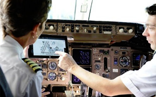 Delta Air Lines va quiper ses pilotes de tablettes Surface 2 de Microsoft