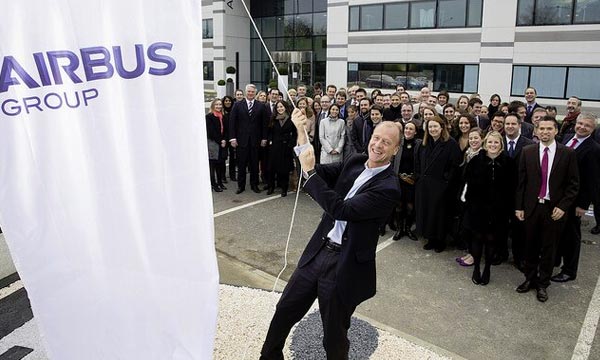 EADS sefface pour laisser place  Airbus Group