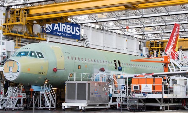 Le 1er Airbus A320 de VietJet entre en assemblage final