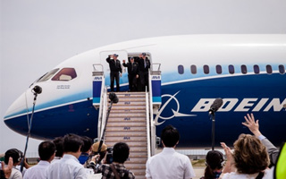Laroport de Nagoya hrite du tout premier Boeing 787