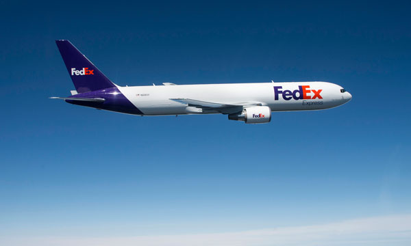 FedEx commande 50 767-300F