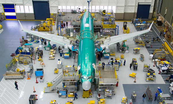 Lassemblage final du 1er Boeing 737 MAX 8 a commenc