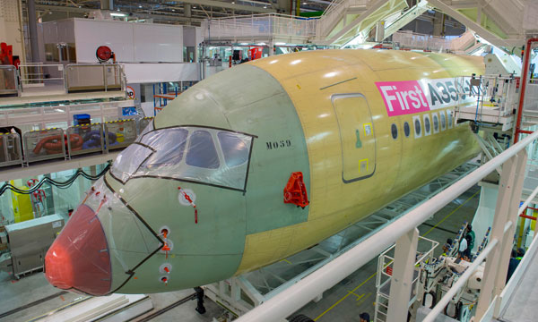 Airbus dbute l'assemblage final de l'A350-1000