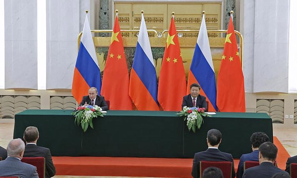 La Russie et la Chine s'unissent pour dvelopper leur industrie aronautique