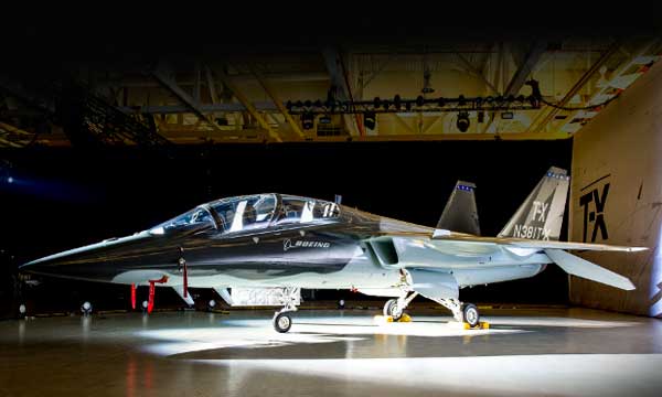 Photo : Boeing et Saab prsentent leur T-X