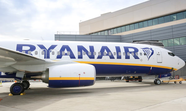Boeing livre un 450me 737-800  la low-cost Ryanair