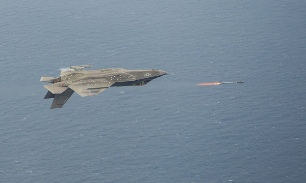 Le F-35 passe un cap