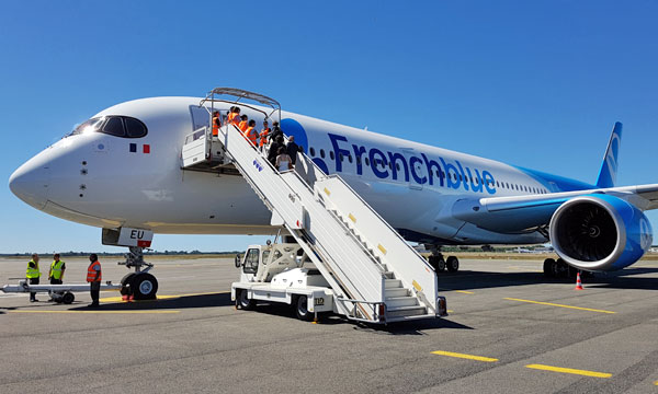 French blue se dote  son tour de l'A350