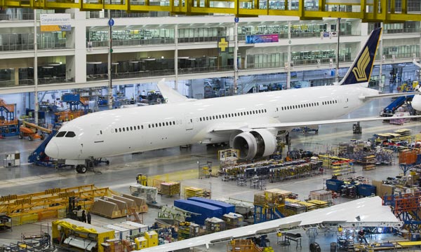 Boeing dvoile le 1er 787-10 de srie, destin  Singapore Airlines