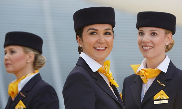 Lufthansa va recruter un millier de PNC  Munich
