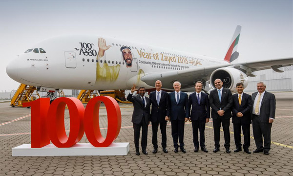 Emirates tient son 100me Airbus A380