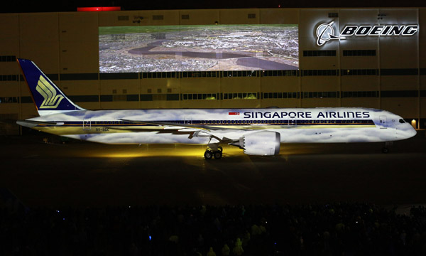 Boeing livre le premier 787-10  Singapore Airlines