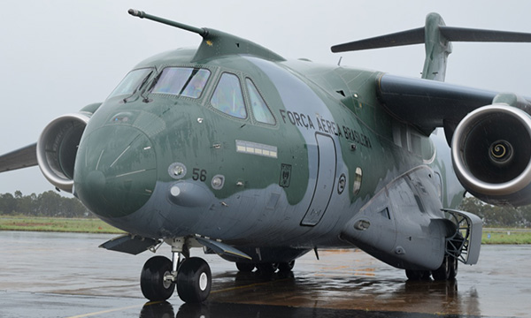 Le Brésil trouve un accord avec Embraer sur la réduction de la commande de KC-390