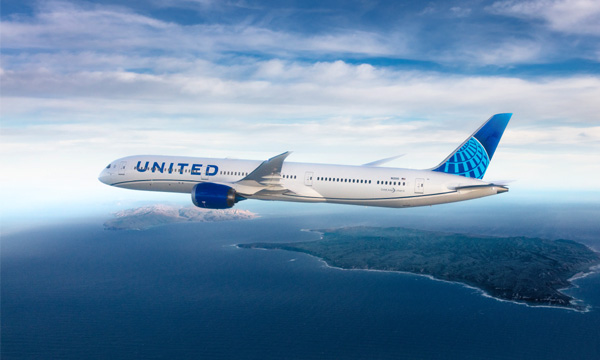 United Airlines passe une commande historique auprès de Boeing pour des 787
