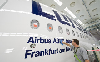 Lufthansa se prpare  accueillir lAirbus A380