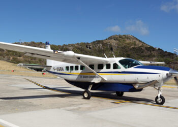© St Barth Commuter