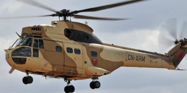 Un hélicoptère Puma des Forces Royales Air marocaines (FRA). Photo © Le Journal de l'Aviation - tous droits réservés