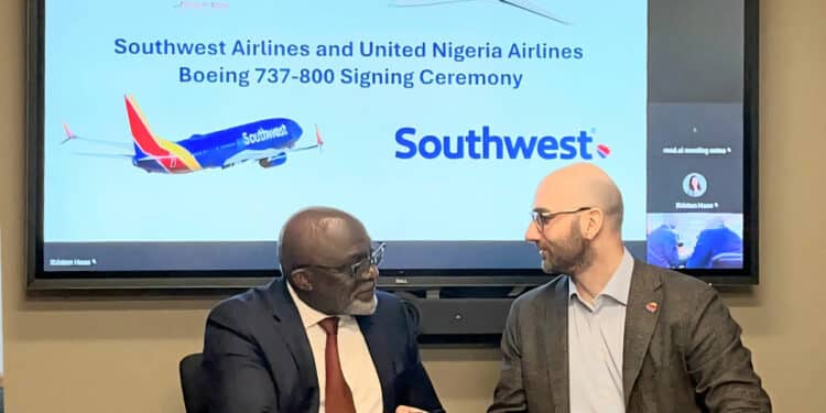 Photo © United Nigeria Airlines
